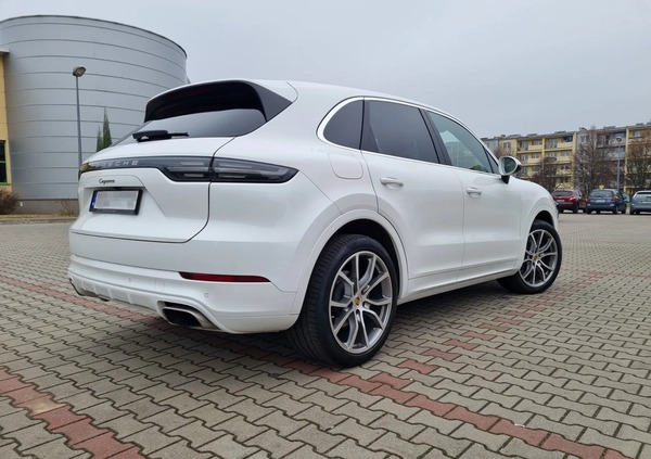 Porsche Cayenne cena 319900 przebieg: 51300, rok produkcji 2020 z Janów Lubelski małe 379